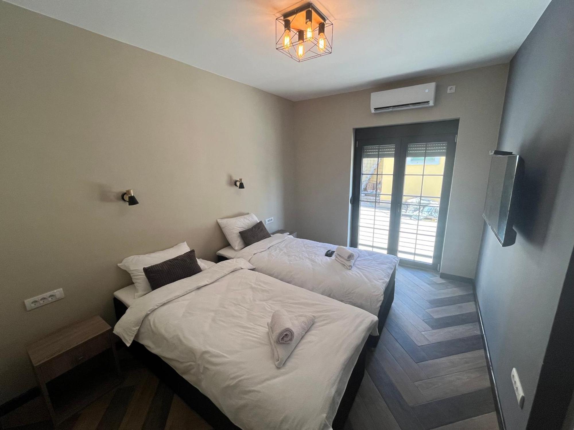 La Roue Hotel Versec Kültér fotó