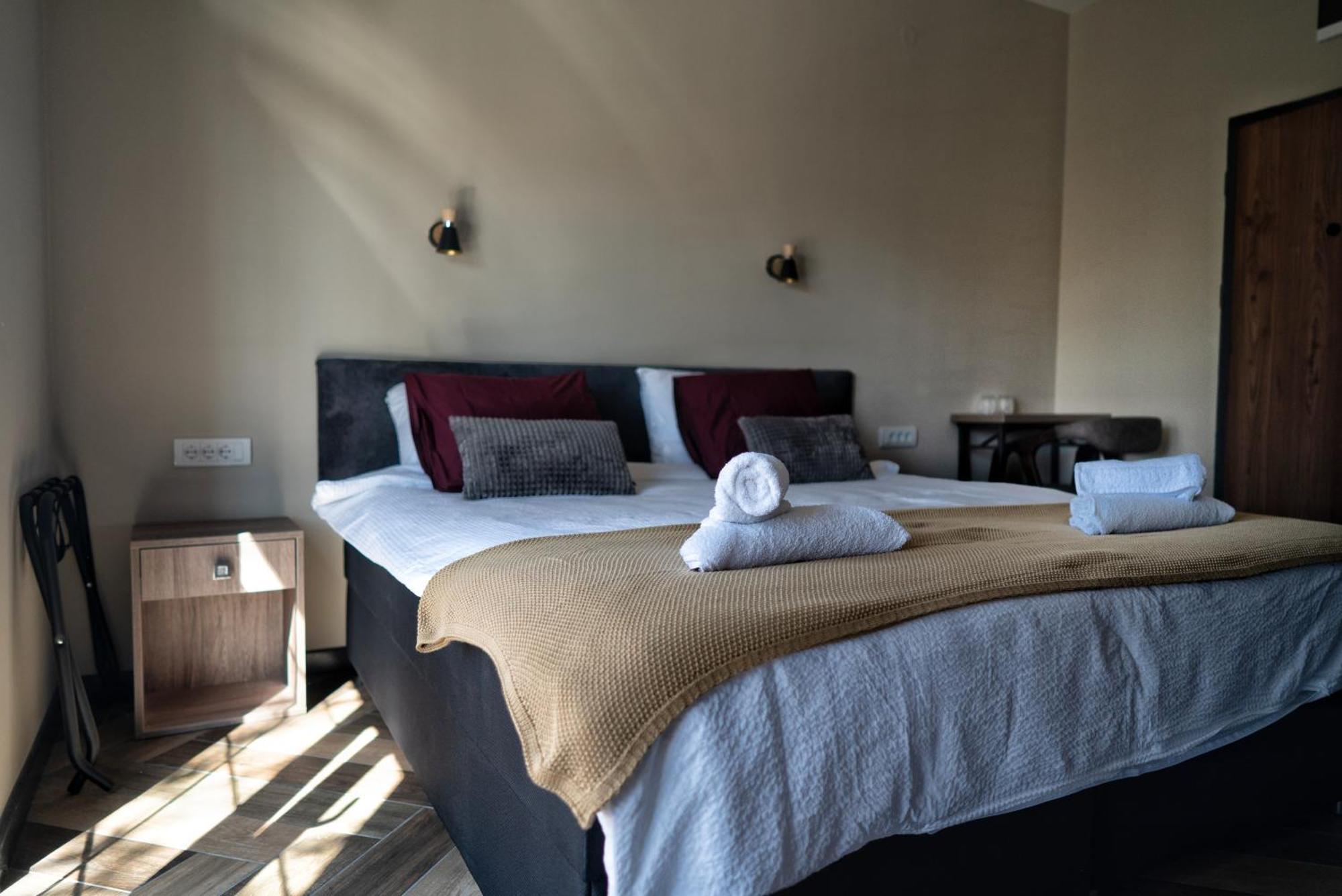 La Roue Hotel Versec Kültér fotó